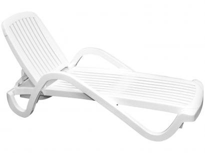 Espreguiçadeira de Plástico Branca 2 Posições - Tramontina Basic Copacabana