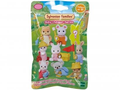 Sylvanian Families Bebê Surpresa ao Ar Livre - com Acessórios Epoch Magia
